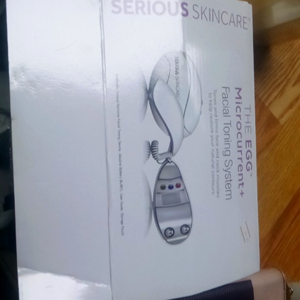 Serious SkinCare The Egg Microcurrent Facial Toning System